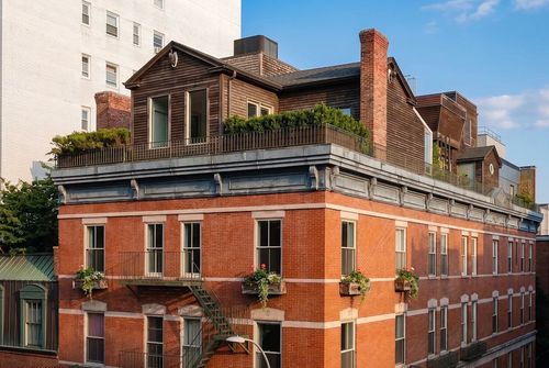 ph4cd-203 E 13th St, New York, NY, 10003-5600 | Card Image