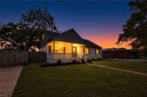 131 Forsythe St, Norfolk, VA, 23505-4111 | Card Image