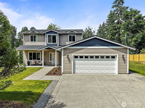18429 244th Ave Se, Maple Valley, WA, 98038-7309 | Card Image