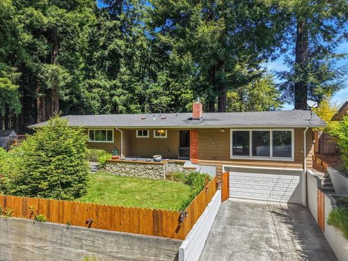 2251 Russ St, Eureka, CA, 95501-4760 | Card Image