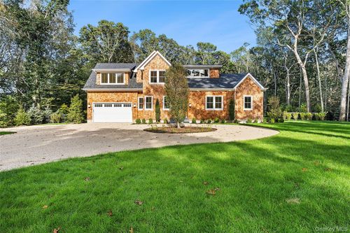 5697 Westphalia Rd, Mattituck, NY, 11952-2532 | Card Image