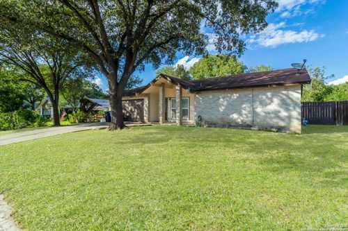 4335 Las Cruces St, San Antonio, TX, 78233-6809 | Card Image