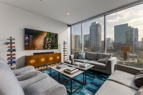 apt-801-3130 N Harwood St, Dallas, TX, 75201-1116 | Card Image