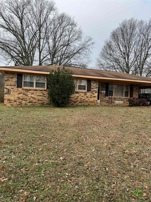 801 City Lake Dr, Russellville, AL, 35653 | Card Image