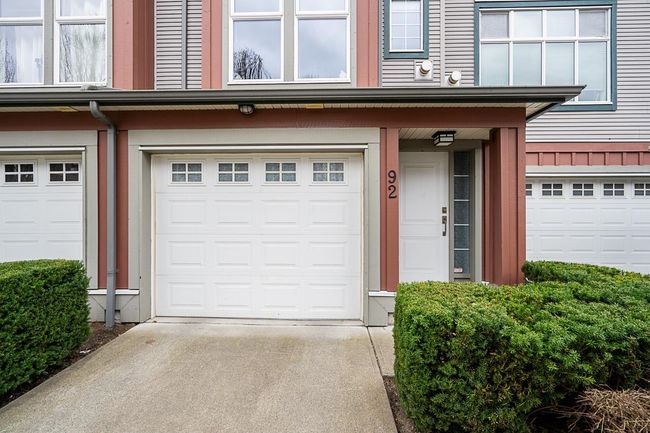 92 - 18777 68 A Avenue, Townhouse with 2 bedrooms, 2 bathrooms and 2 parking in Surrey BC | Image 2