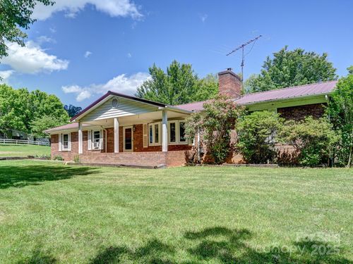 522 Bailey Mountain Rd, Mars Hill, NC, 28754-6314 | Card Image