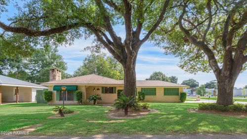 98 Sunny Ln, Lafayette, LA, 70506-6328 | Card Image