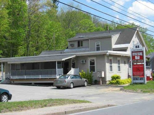 88 N Broadway, Salem, NH, 03079-2192 | Card Image