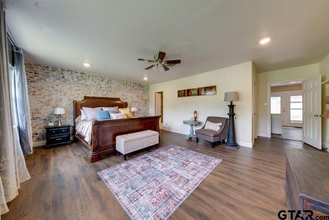 207 Inwood Dr, House other with 4 bedrooms, 3 bathrooms and null parking in Palestine TX | Image 29