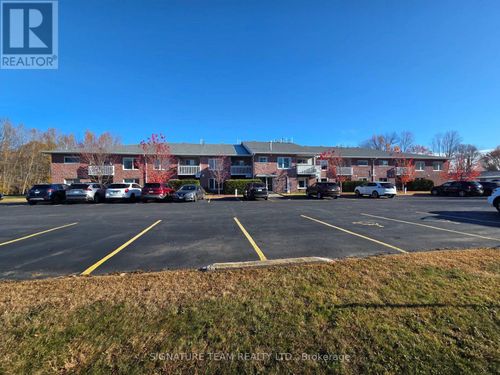 202-1 Crandall Street, Pembroke, ON, K8A8M6 | Card Image