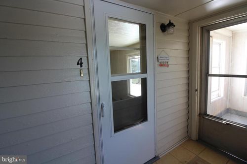 apt-4-18947 Senedo Rd, EDINBURG, VA, 22824-2061 | Card Image