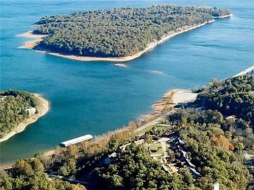 8119 Beaver Shores Dr, Rogers, AR, 72756 | Card Image