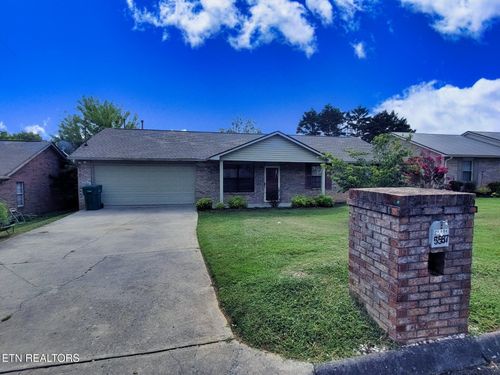 5537 Malachi Cir, Knoxville, TN, 37918-6134 | Card Image