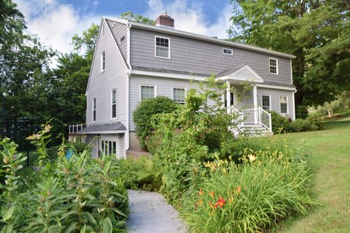 1 Quail Run, South Burlington, VT, 05403-7808 | Card Image