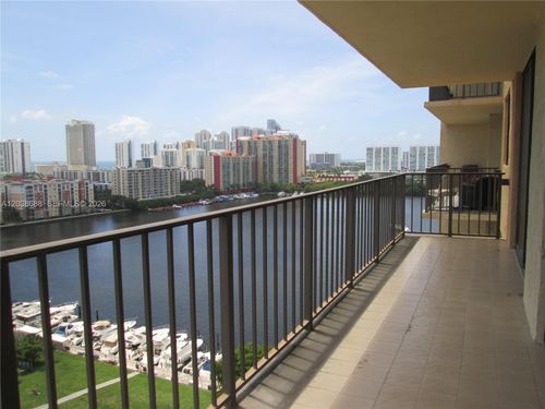 1812-290 174th St, Sunny Isles Beach, FL, 33160-3200 | Card Image