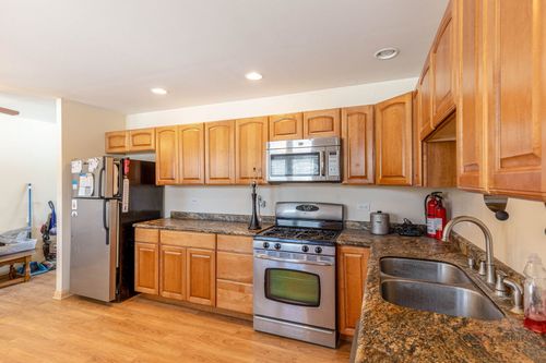 590 Durham Ct, Hoffman Estates, IL, 60169 | Card Image