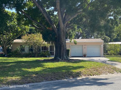 701 Lund Cir, Melbourne, FL, 32901-4113 | Card Image
