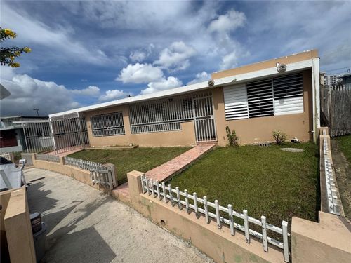 335 Calle 30, San Juan, PR, 00927-5207 | Card Image