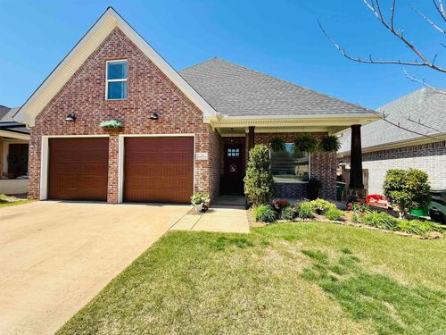 8 Bentwood Ln, Little Rock, AR, 72223-8029 | Card Image