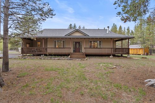 16190 South Dr, La Pine, OR, 97739-9529 | Card Image