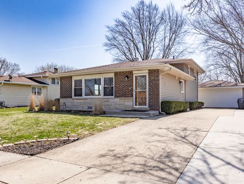 751 Leaf Court, Bartlett, IL, 60103 | Card Image