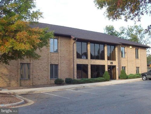 10690 Crestwood Dr, Manassas, VA, 20109-4409 | Card Image
