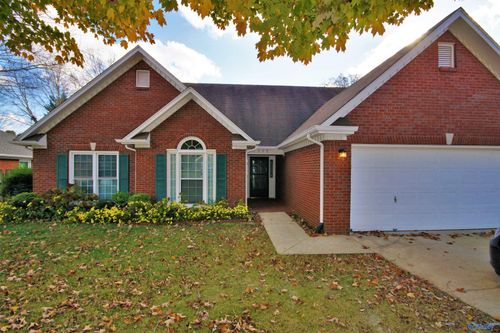 115 Markum Ln, Madison, AL, 35758-6815 | Card Image