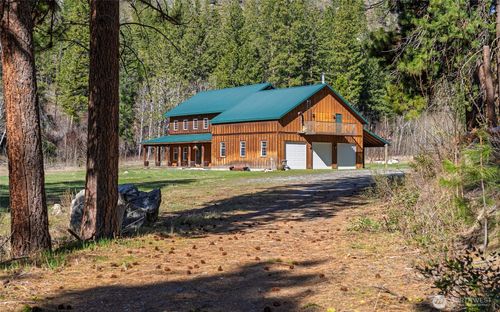710 Antoine Creek Rd, Chelan, WA, 98816-8653 | Card Image