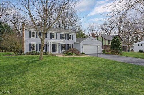 6860 Cliffside Dr, Vermilion, OH, 44089-3430 | Card Image