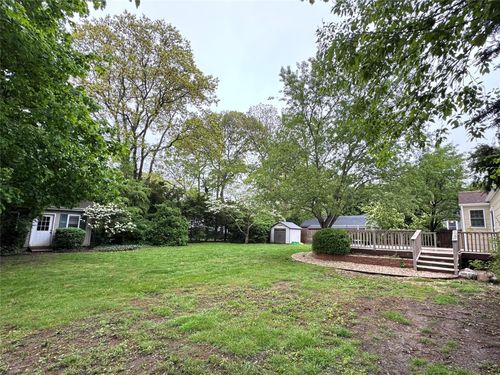 541 Peters Blvd, Brightwaters, NY, 11718-1726 | Card Image