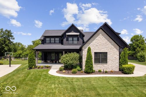 20440 Chatham Hills Blvd, Westfield, IN, 46074-4337 | Card Image