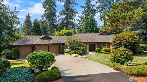 22007 Ne 140th Way, Woodinville, WA, 98077-7337 | Card Image
