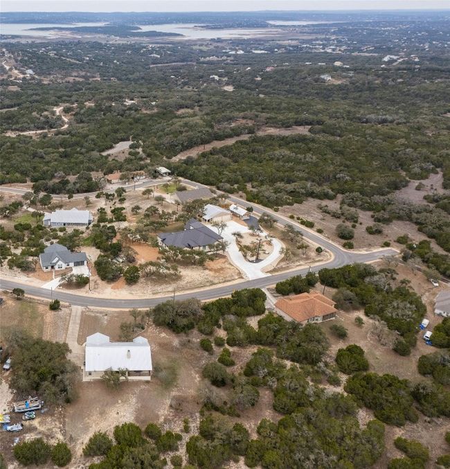 Hill Country property just minutes from town and the lake. | Image 27
