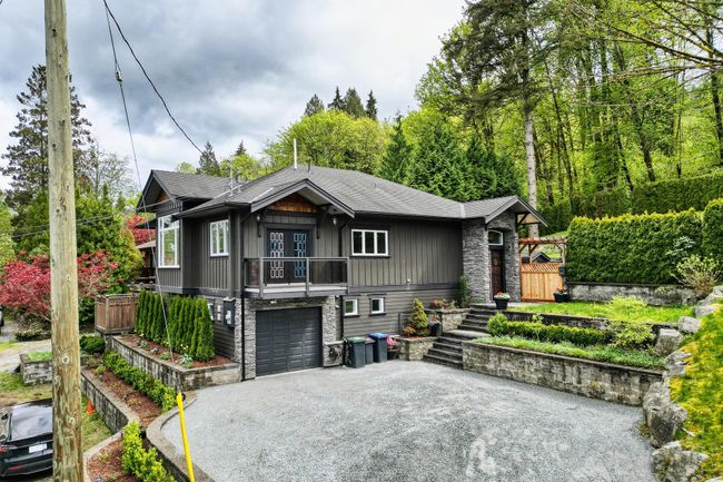 2201 Hope Street, House other with 5 bedrooms, 3 bathrooms and 4 parking in Port Moody BC | Image 1