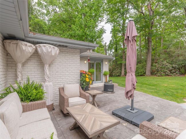 Back Patio | Image 29