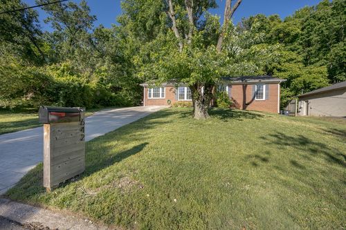 642 Hicks Rd, Nashville, TN, 37221-1516 | Card Image