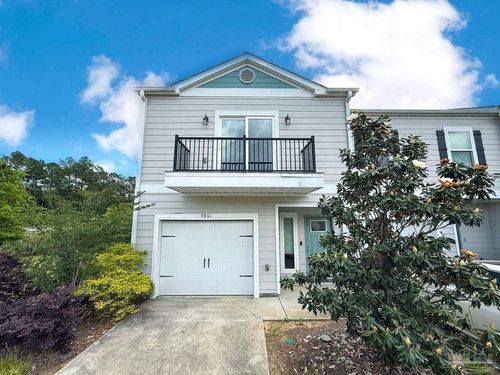9801 Nature Creek Blvd, Pensacola, FL, 32526-4569 | Card Image