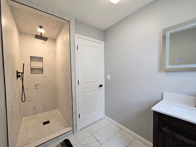 2114 W Miller Rd, House other with 3 bedrooms, 2 bathrooms and null parking in Lansing MI | Image 7