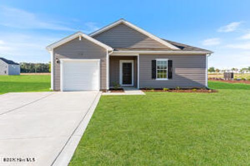 101 Rider Road, Pikeville, NC, 27863 | Card Image
