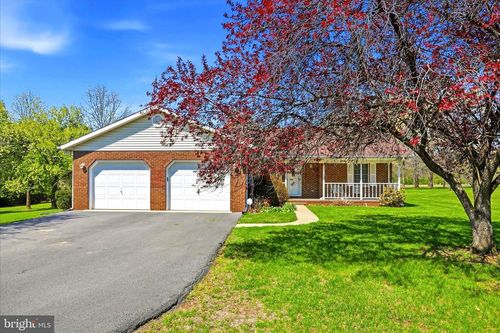 229 Hollis Dr, Gerrardstown, WV, 25420-4024 | Card Image