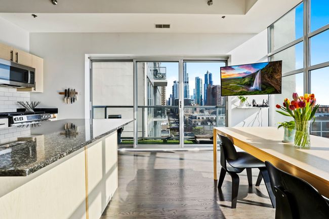 UNIT-907 - 1620 S Michigan Ave, Condo with 2 bedrooms, 2 bathrooms and 1 parking in Chicago IL | Image 4