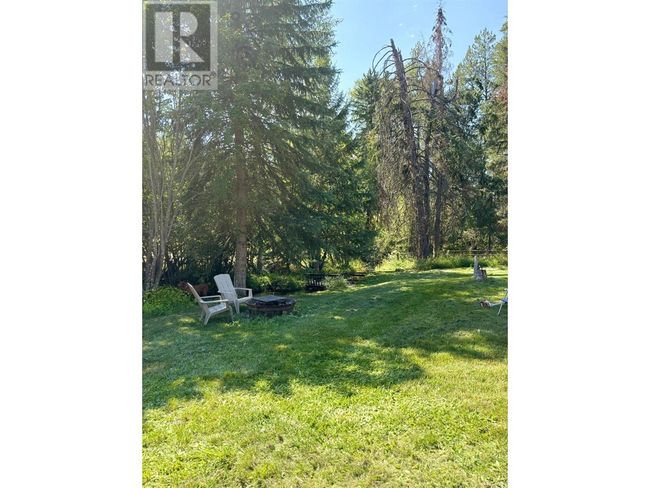 2690 Peasley Rd, House other with 5 bedrooms, 2 bathrooms and 2 parking in Jaffray BC | Image 34
