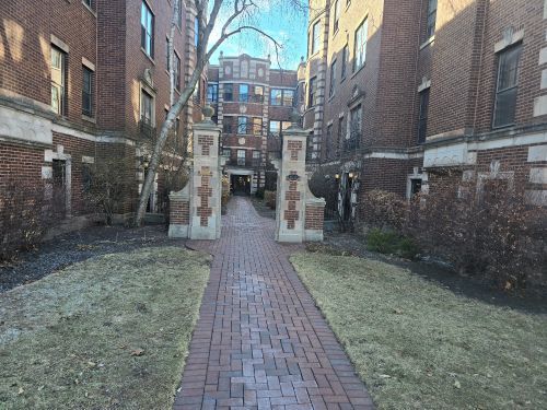 23-2-410 Ridge Ave, Evanston, IL, 60202-2856 | Card Image