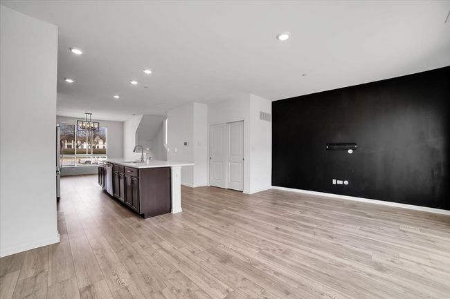 1292 Quadrant Ln, Townhouse with 3 bedrooms, 3 bathrooms and 2 parking in Schaumburg IL | Image 9