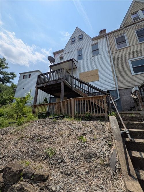 709-711 Fruit Way, Mc Kees Rocks, PA, 15136-3223 | Card Image