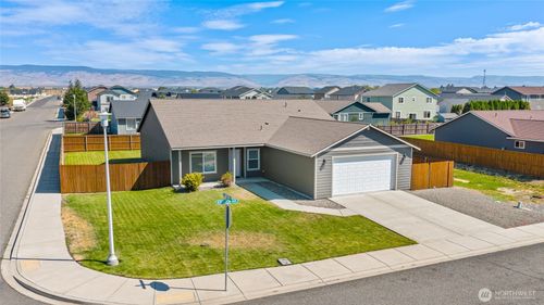101 E Kristen Ave, Ellensburg, WA, 98926-4016 | Card Image