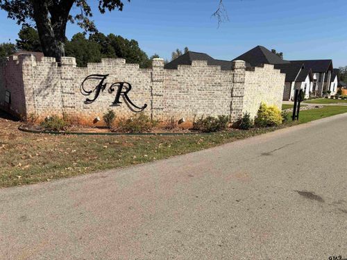 21129 Patriot Cir, Tyler, TX, 75703 | Card Image