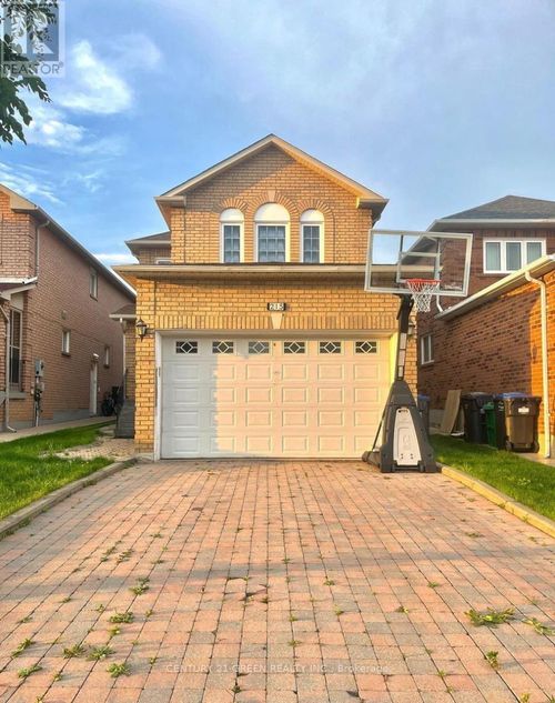 215 Kingknoll Dr, Brampton, ON, L6Y4X4 | Card Image