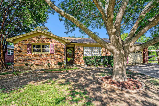 7332 Trimble Dr, House other with 3 bedrooms, 2 bathrooms and null parking in Fort Worth TX | Image 4