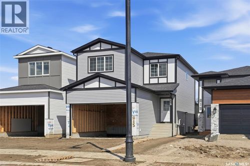 811 Brighton Blvd, Saskatoon, SK, S7V2A8 | Card Image